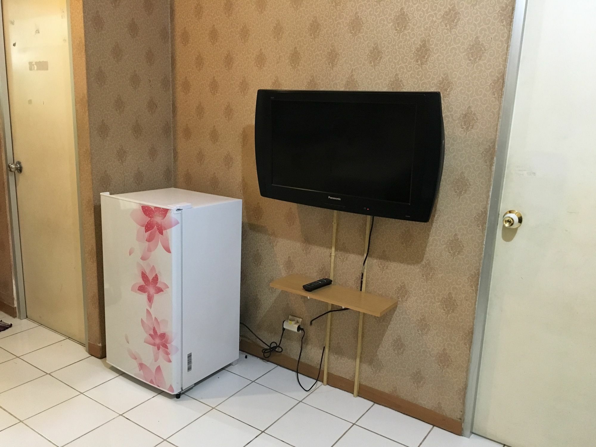 Apartment Gading Nias Residence Джакарта Екстериор снимка